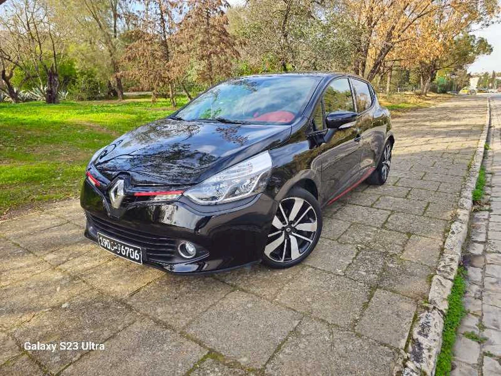 2016  Renault  Clio