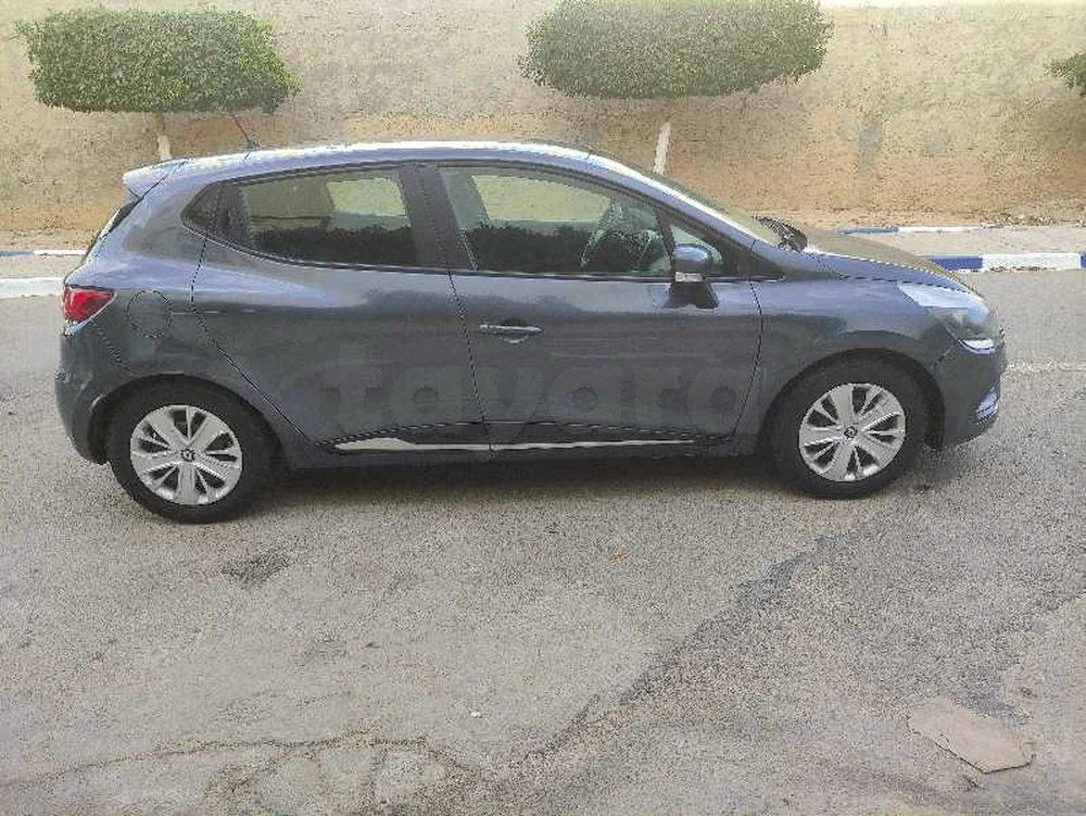2017  Renault  Clio