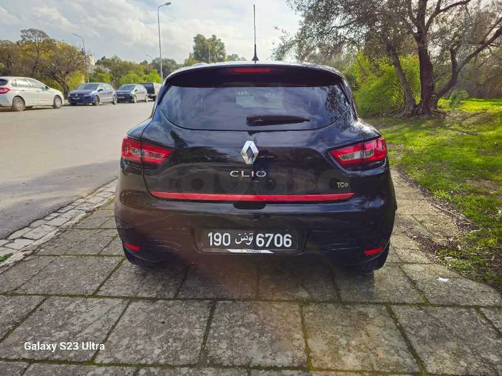 2016  Renault  Clio