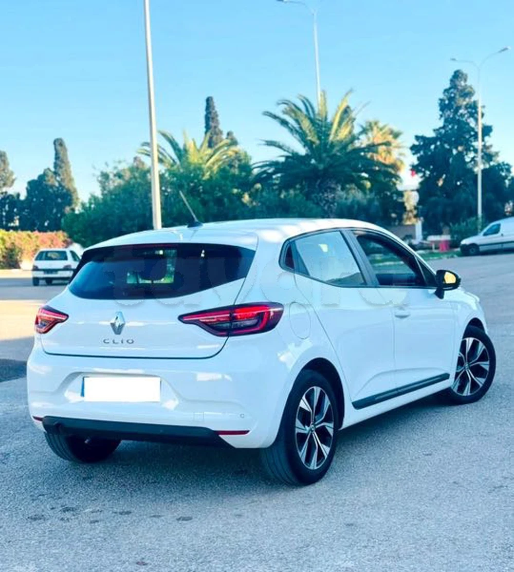 2021  Renault  Clio