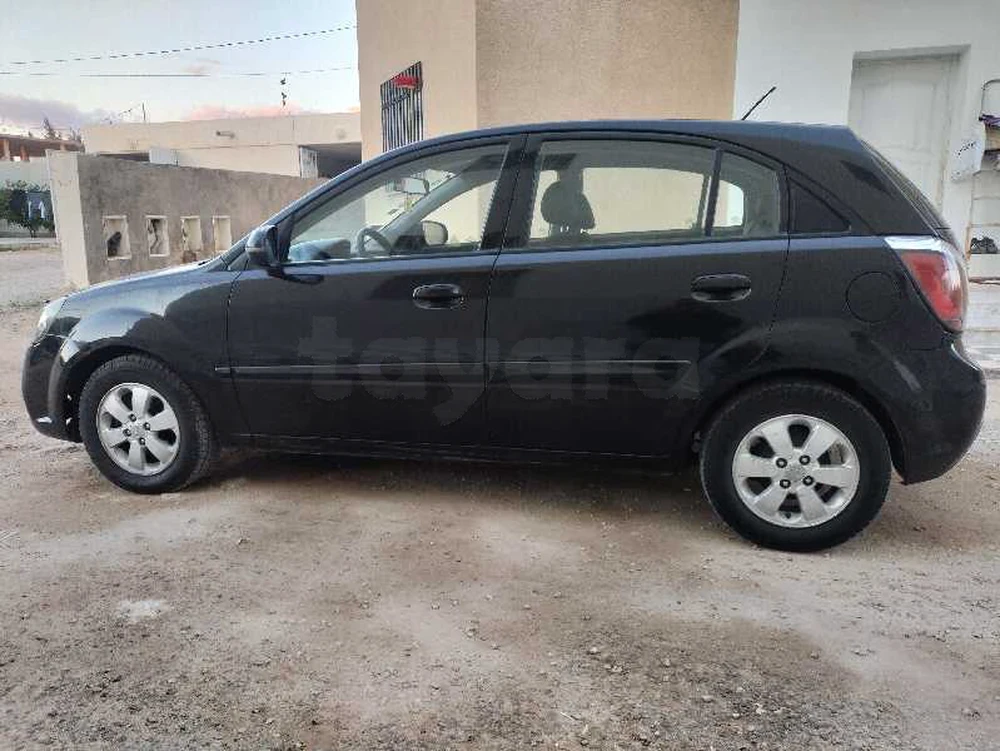 2010  Kia  Rio