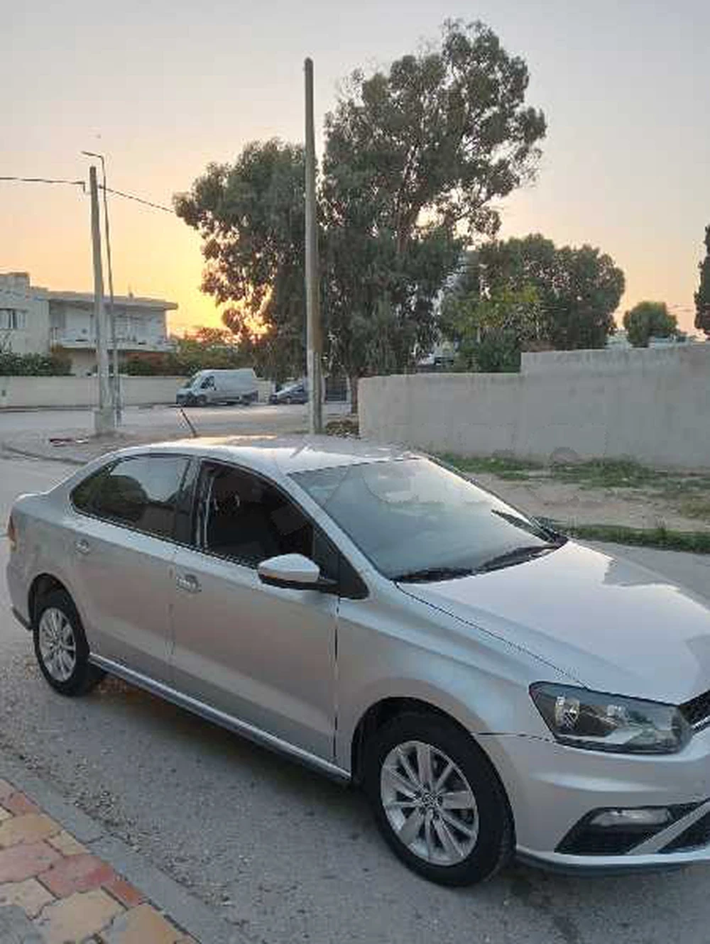 2022  Volkswagen  Polo