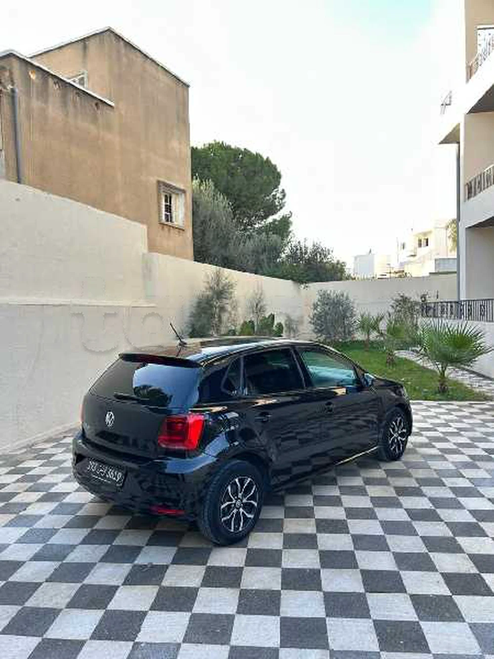 2017  Volkswagen  Polo