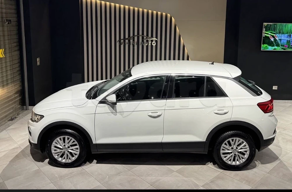 2020  Volkswagen  Touareg