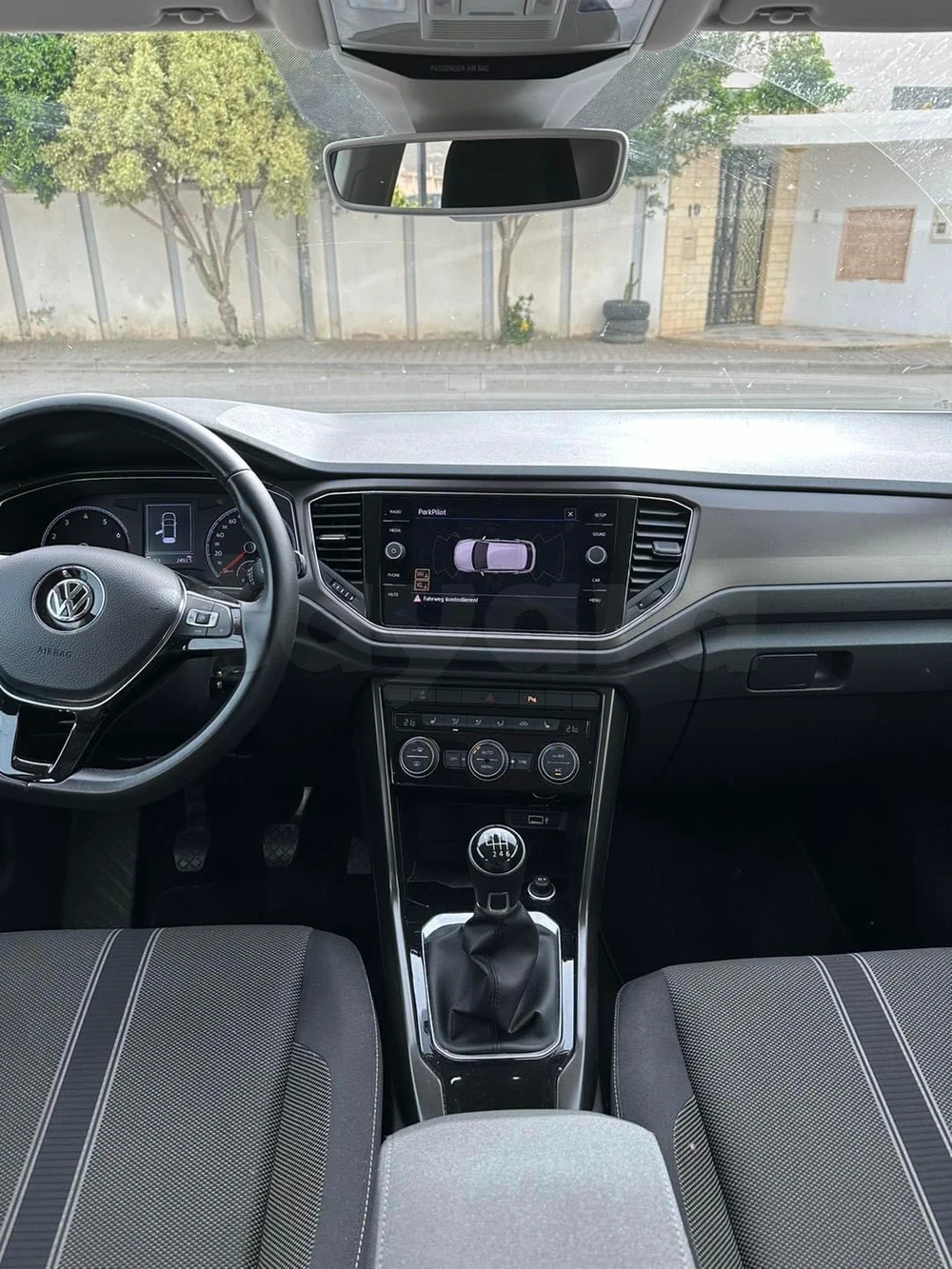 2020  Volkswagen  T-ROC