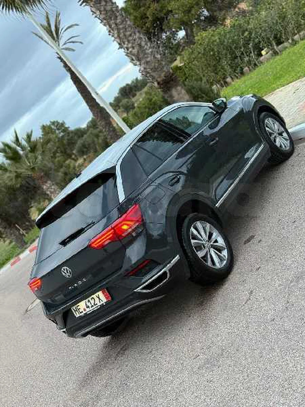 2019  Volkswagen  T-ROC