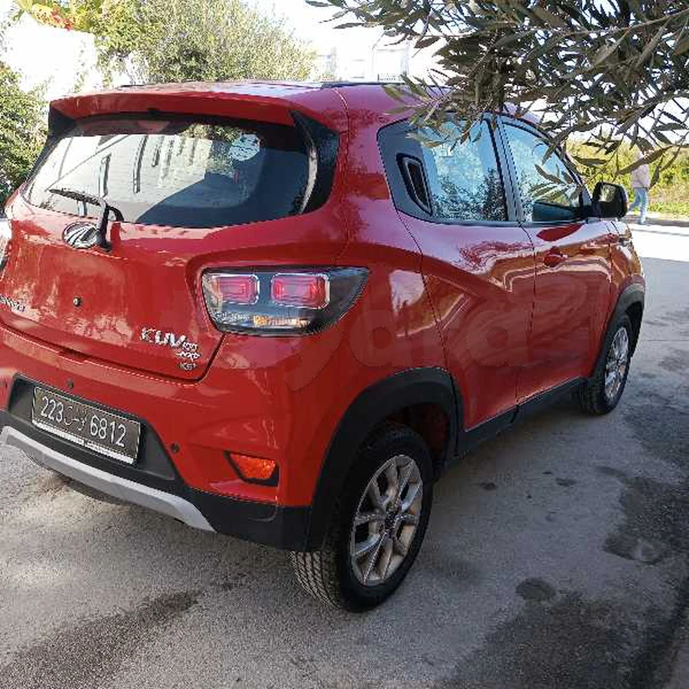 2021  Mahindra  Hover