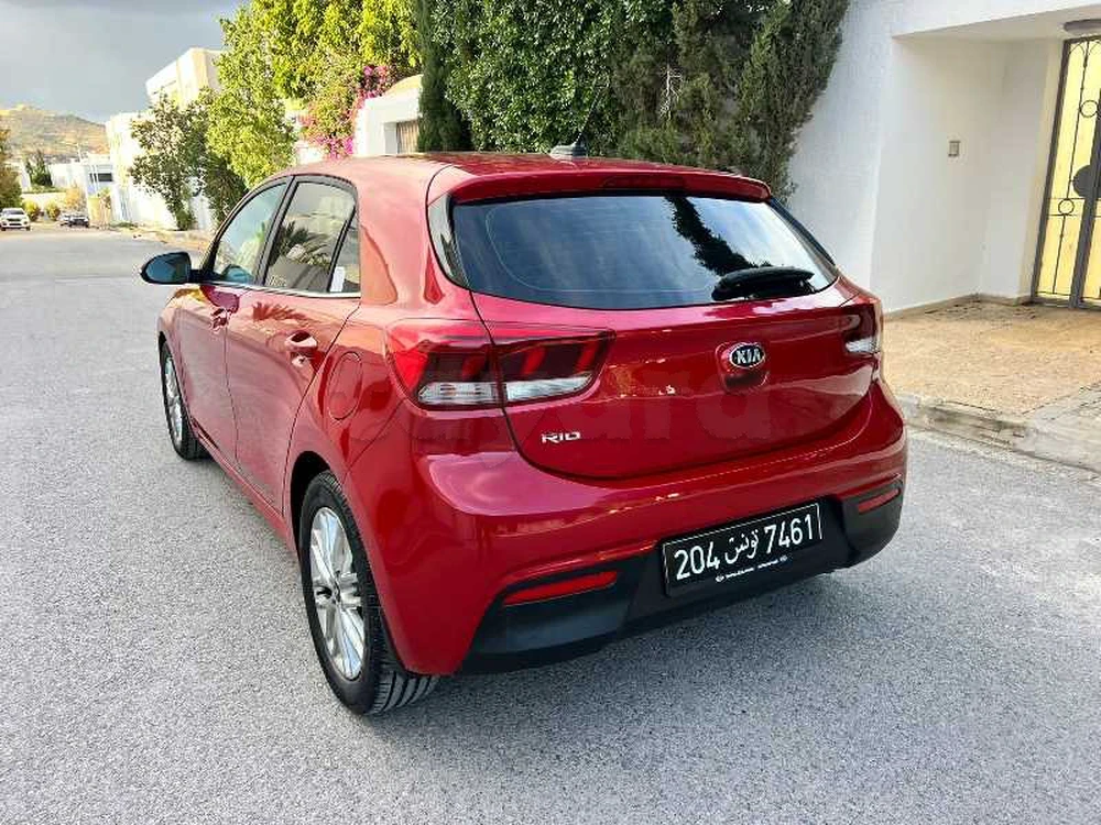 2018  Kia  Rio
