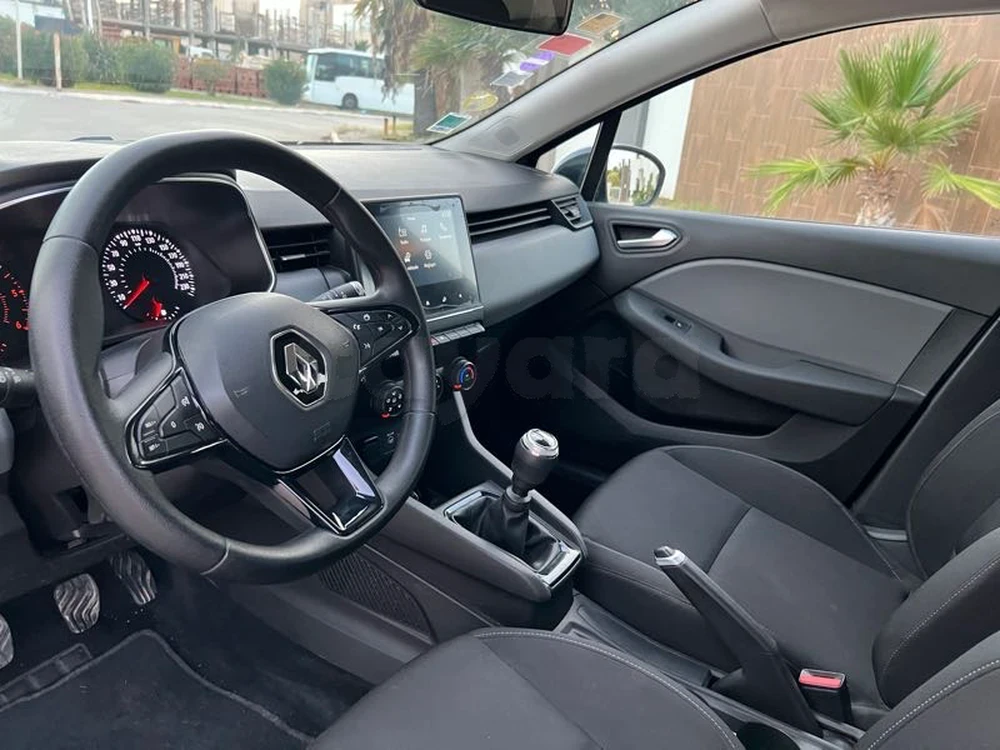 2021  Renault  Clio