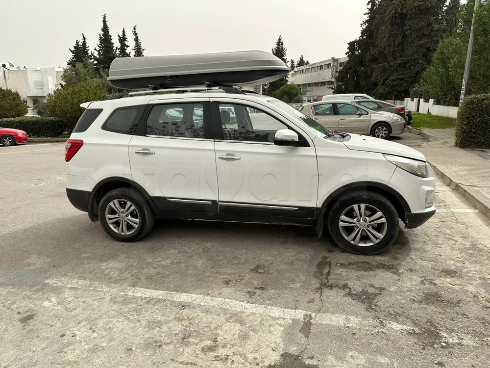2018  BYD  F3