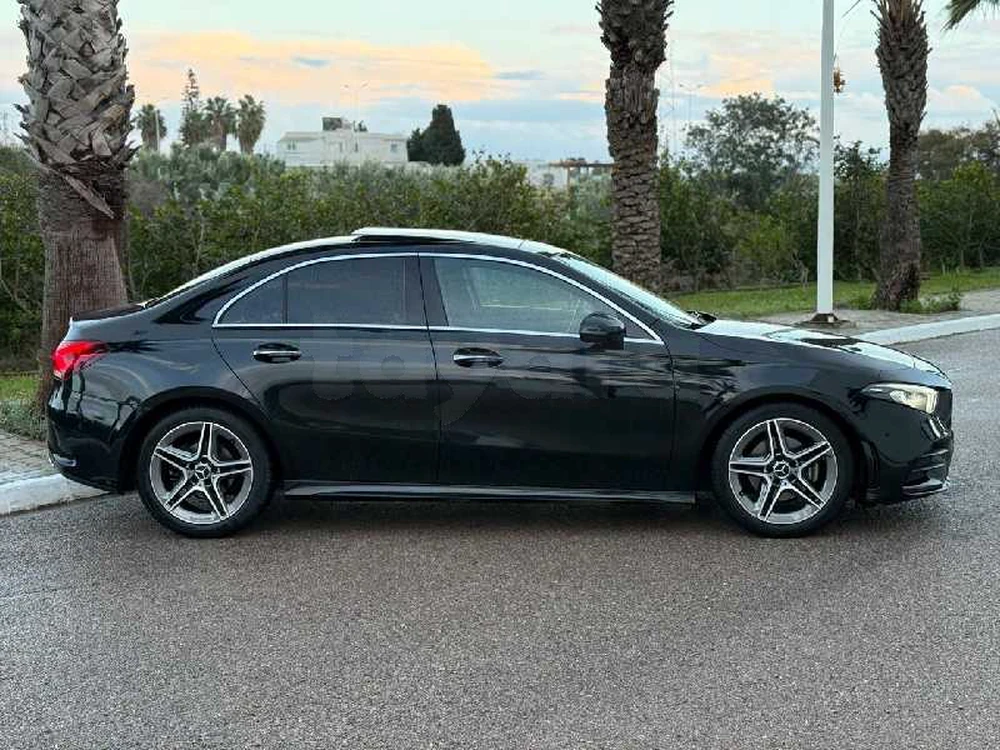 2021  Mercedes-Benz  Classe A