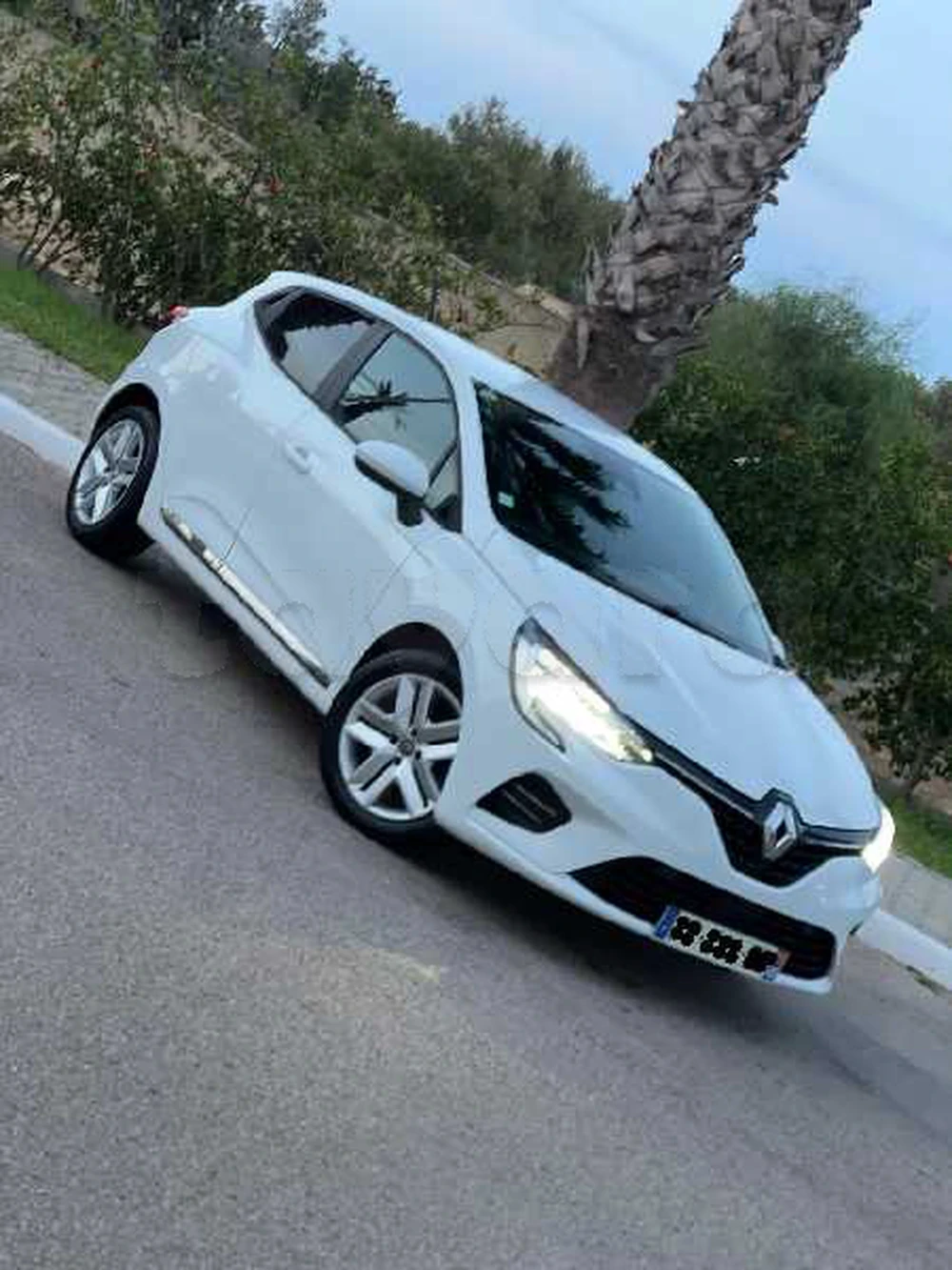 2021  Renault  Clio