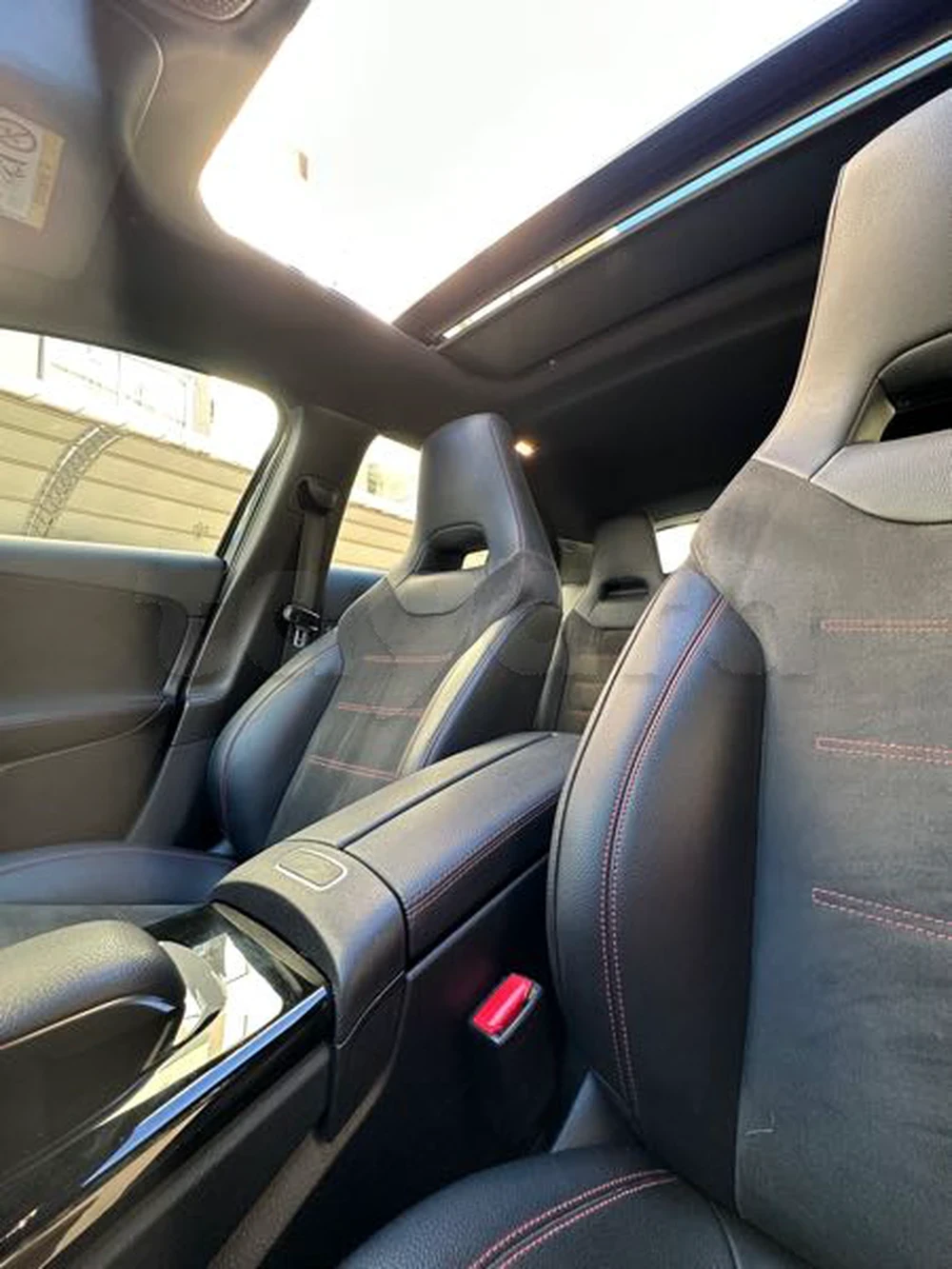 2020  Mercedes-Benz  Classe A