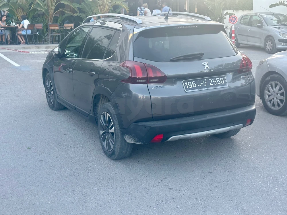 2017  Peugeot  2008