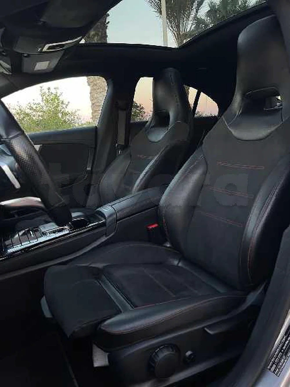 2020  Mercedes-Benz  Classe CLA