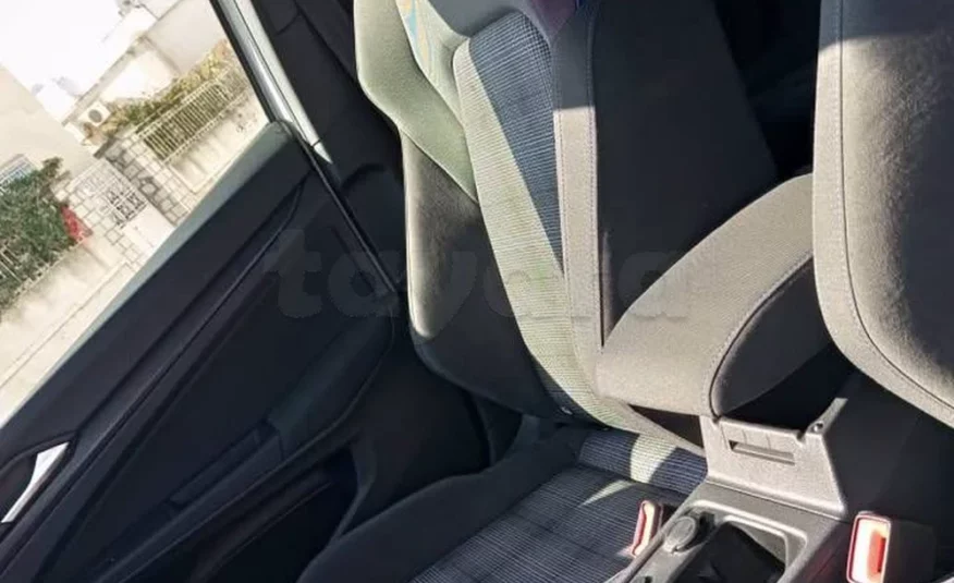 2021  Volkswagen  Golf 8
