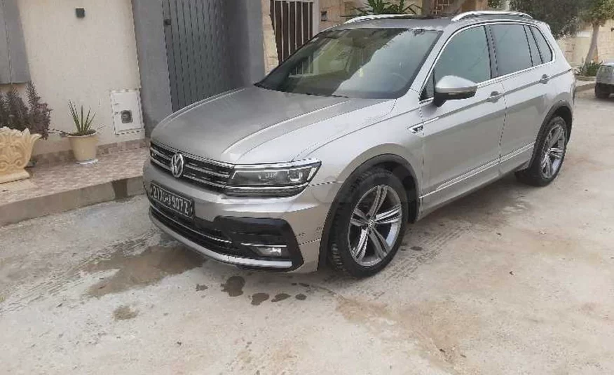 2020  Volkswagen  Tiguan