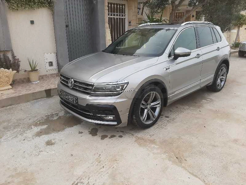 2020  Volkswagen  Tiguan