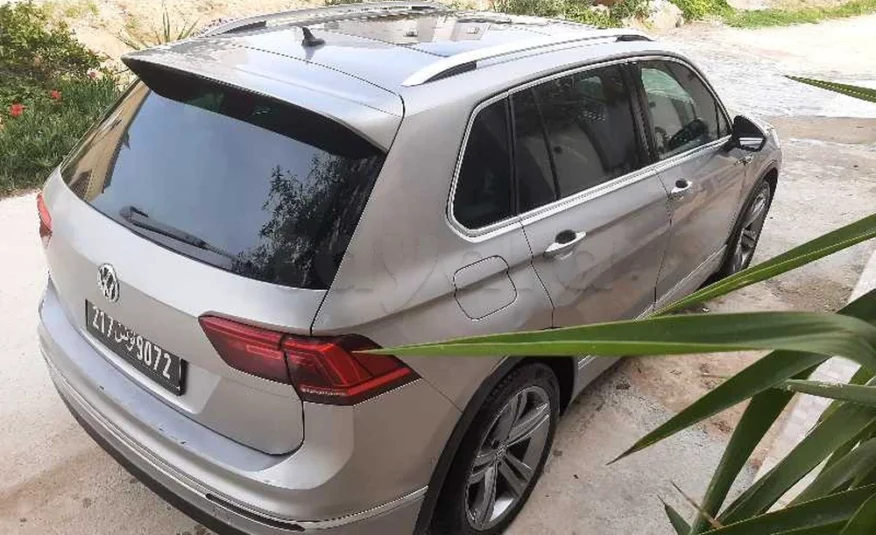 2020  Volkswagen  Tiguan