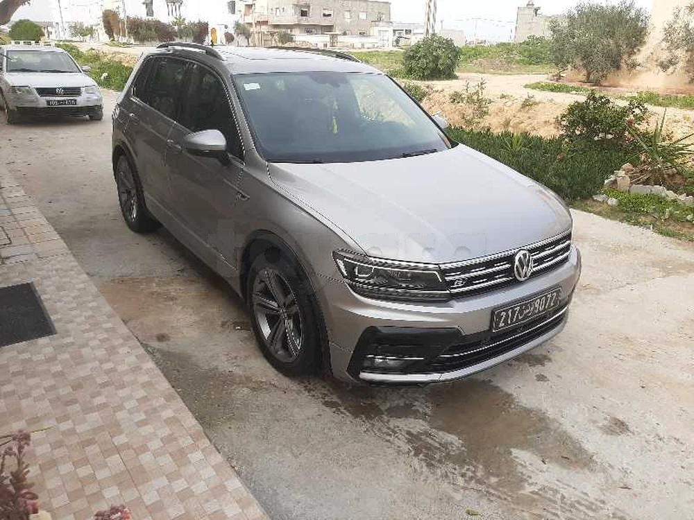 2020  Volkswagen  Tiguan