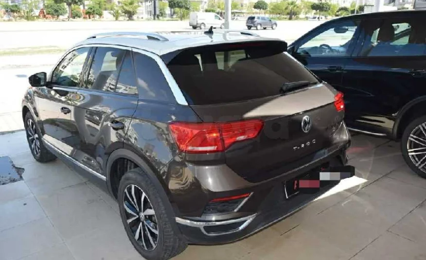 2019  Volkswagen  T-ROC