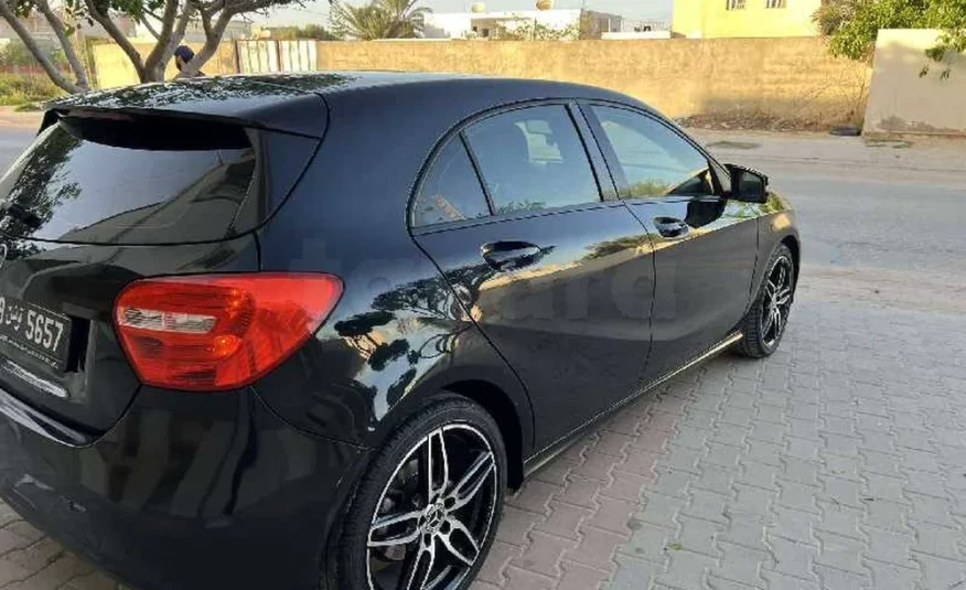 2015  Mercedes-Benz  Classe A