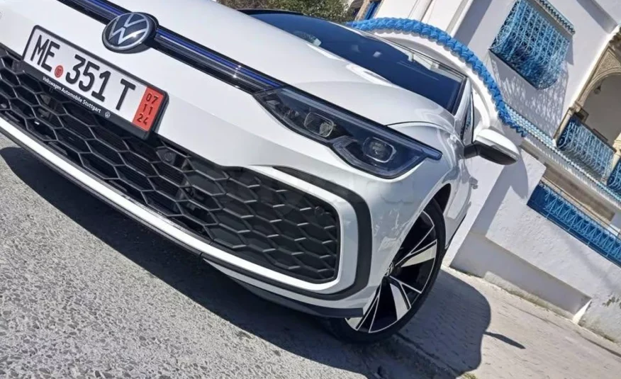 2021  Volkswagen  Golf 8