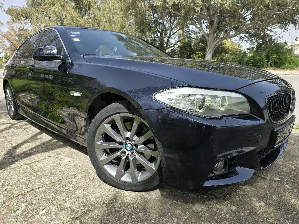 2013  BMW  Serie 5