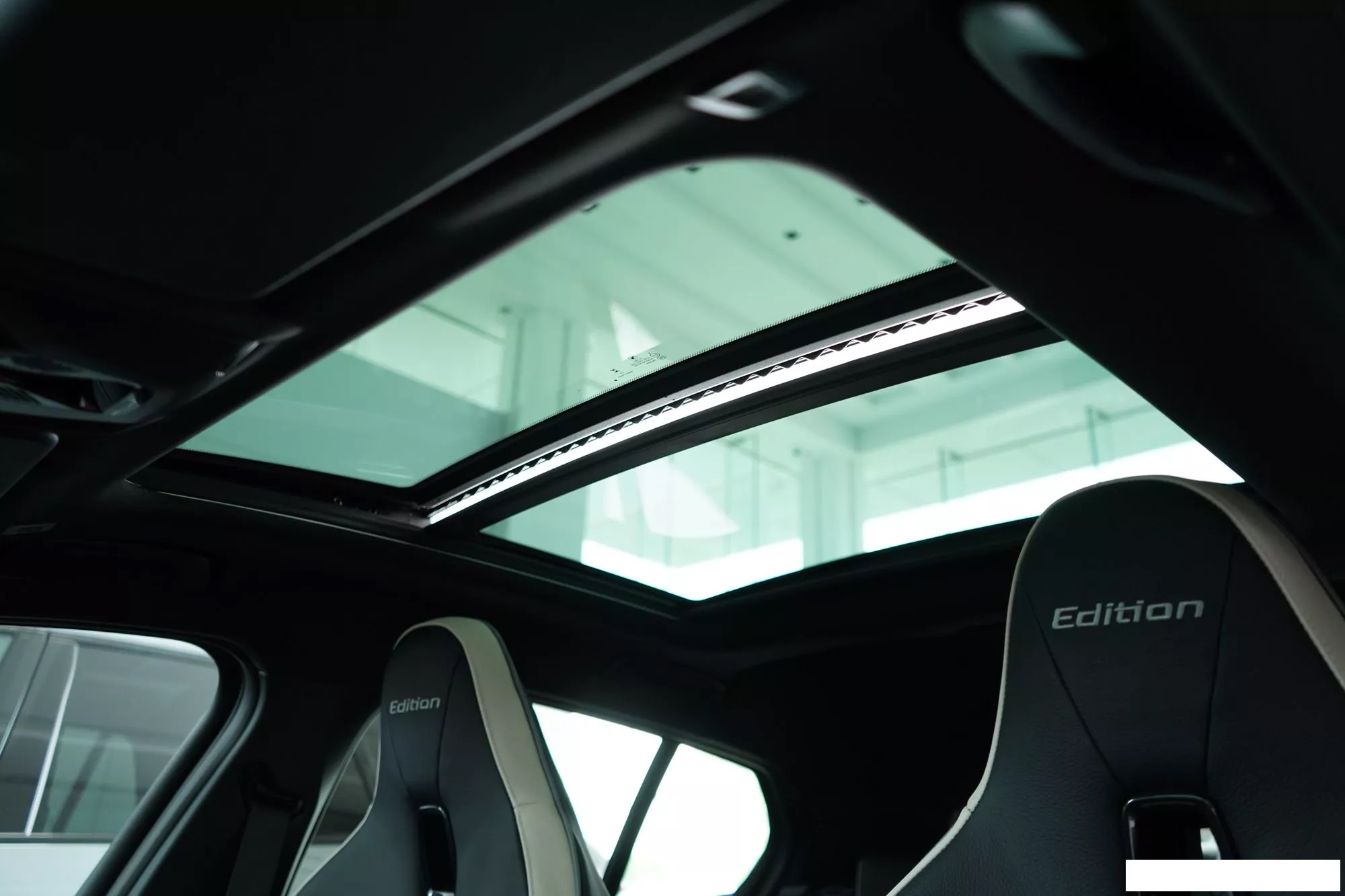 2025 BMW Série 1 118i Edition Color Vision