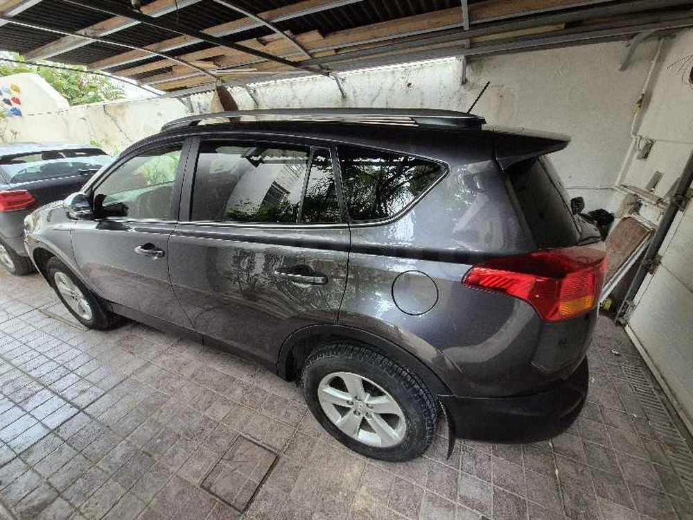 2015  Toyota  RAV 4
