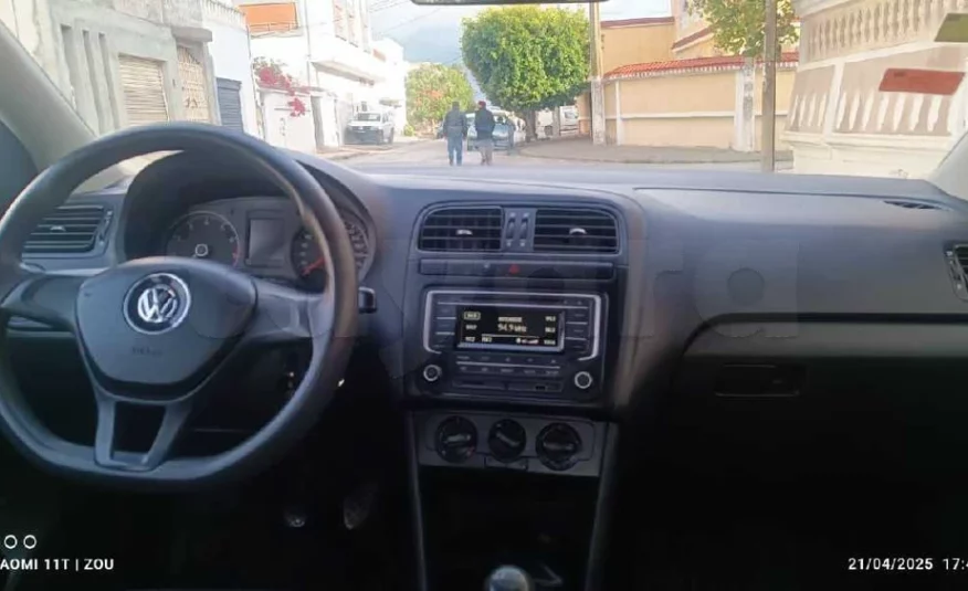 2019  Volkswagen  Polo