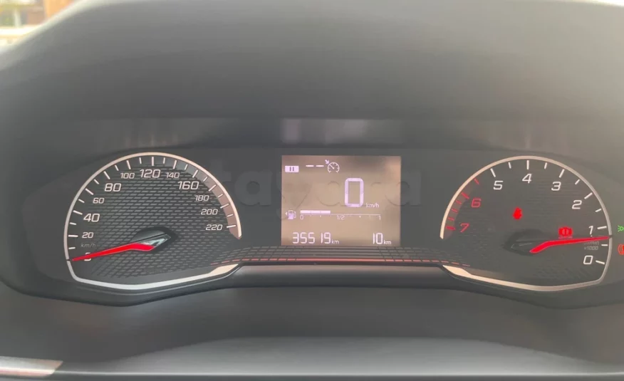 2022  Peugeot  208