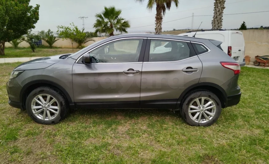2016  Nissan  Qashqai
