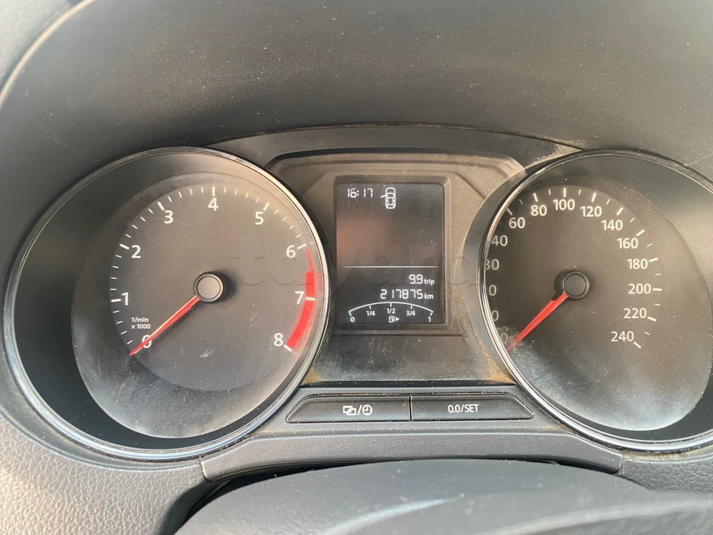 2016  Volkswagen  Polo