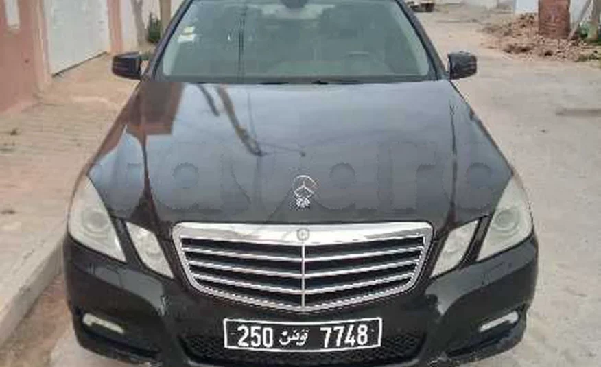 2010  Mercedes-Benz  Classe E