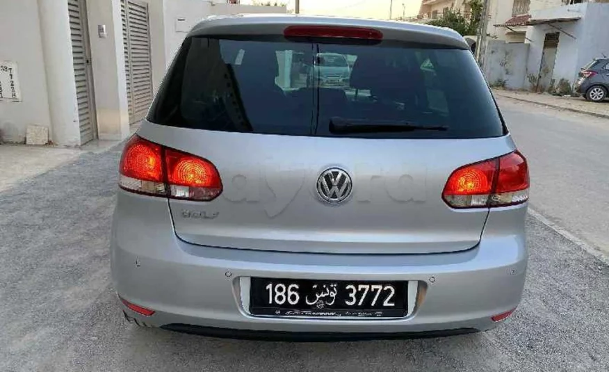 2011  Volkswagen  Golf 8