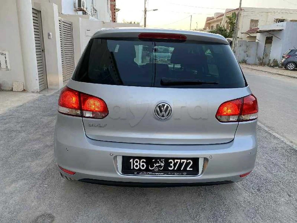 2011 Volkswagen Golf 8
