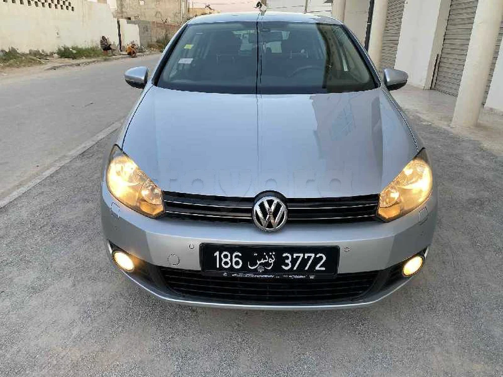 2011 Volkswagen Golf 8