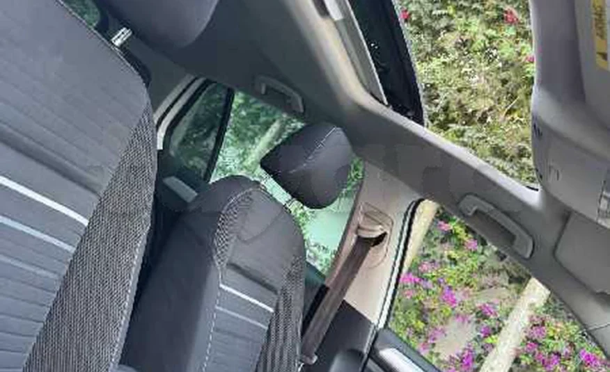 2016  Volkswagen  Golf