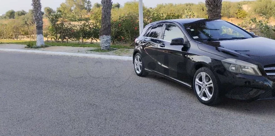 2017  Mercedes-Benz  Classe A