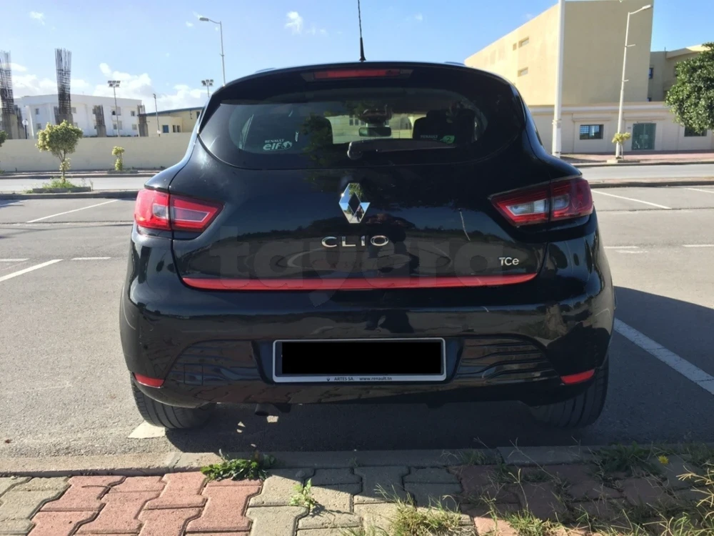 2016  Renault  Clio