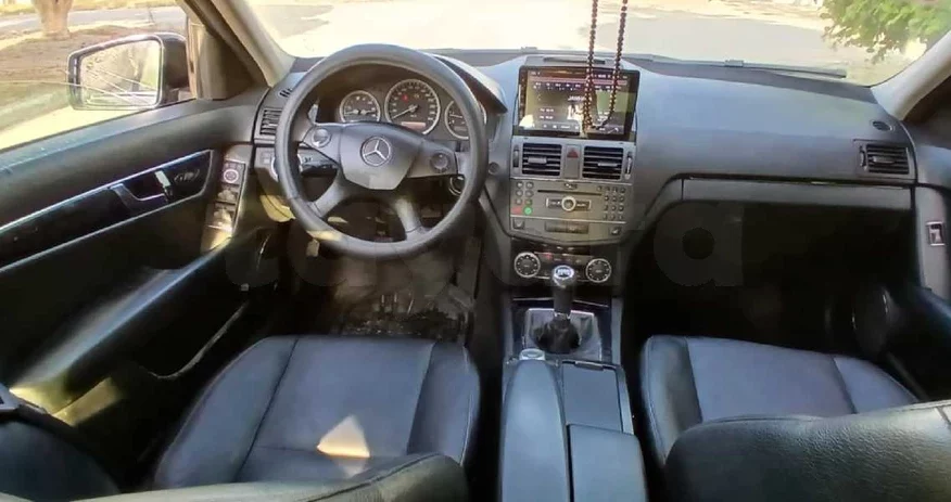 2011  Mercedes-Benz  Classe C
