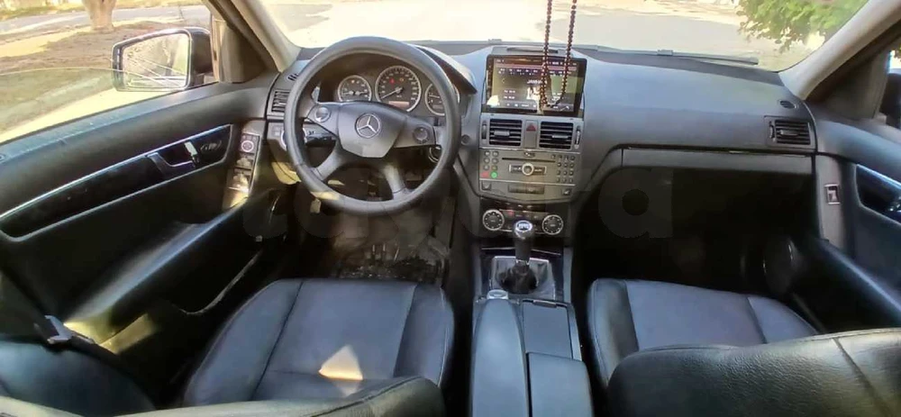 2011  Mercedes-Benz  Classe C