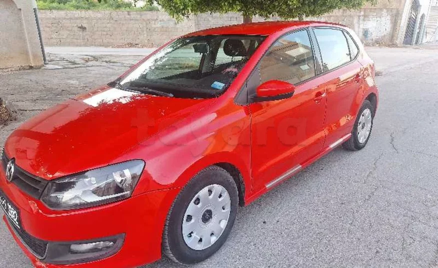2013  Volkswagen  Polo