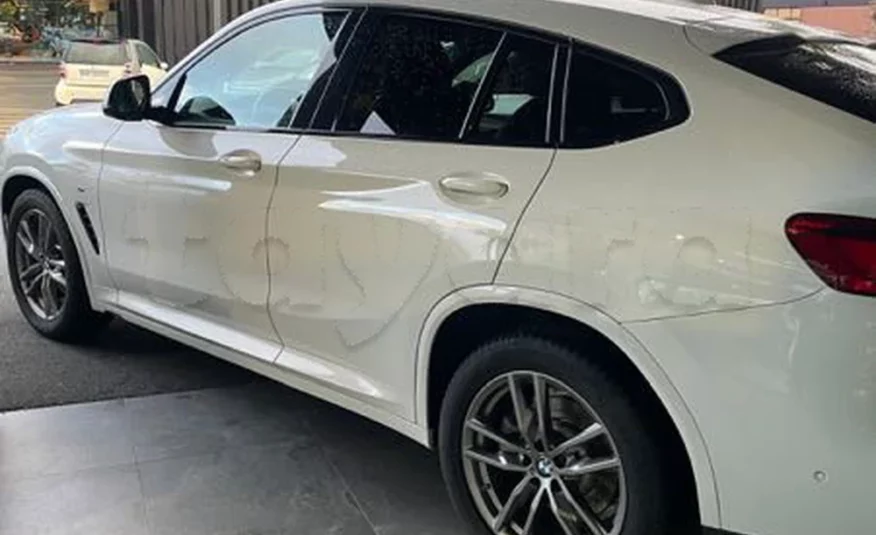 2020  BMW  X4