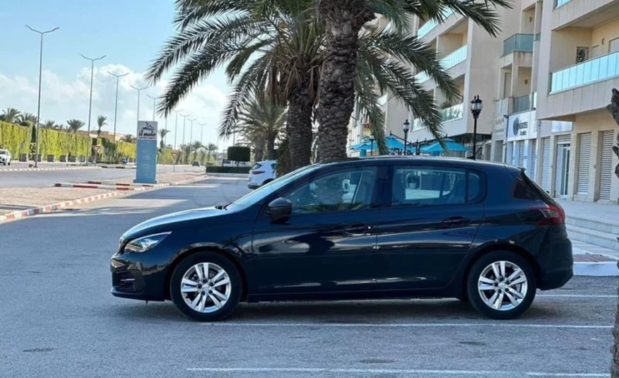 2020  Peugeot  308