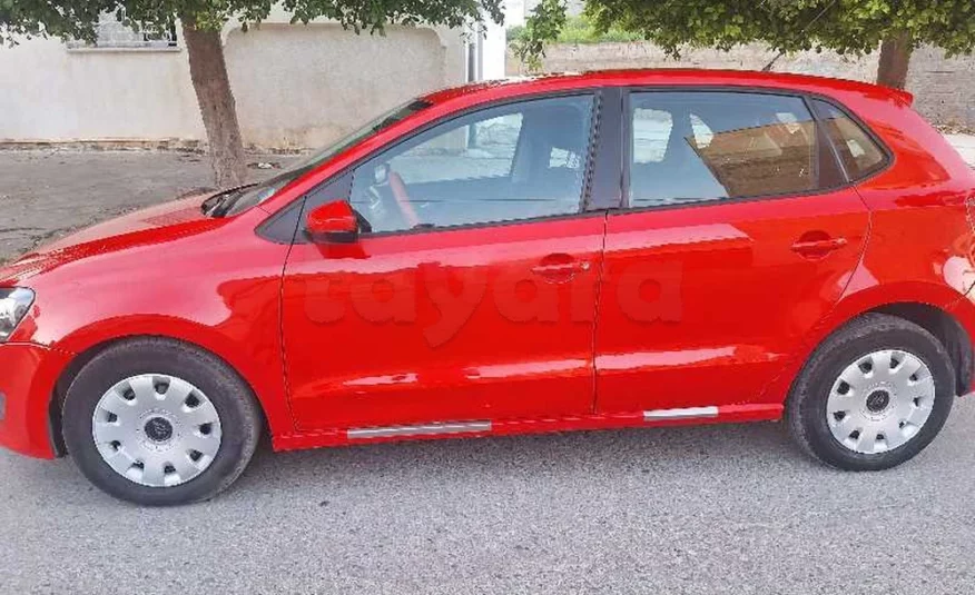 2013  Volkswagen  Polo