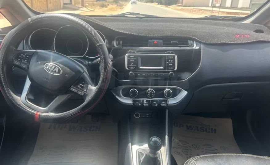 2016  Kia  Rio