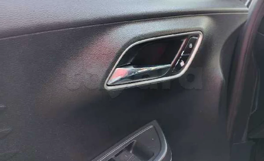 2022  MG  3