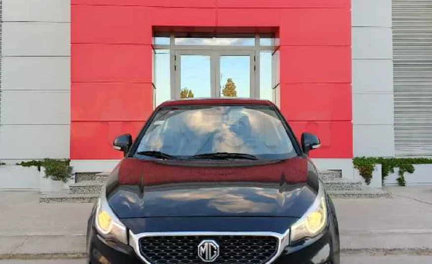 2022  MG  3